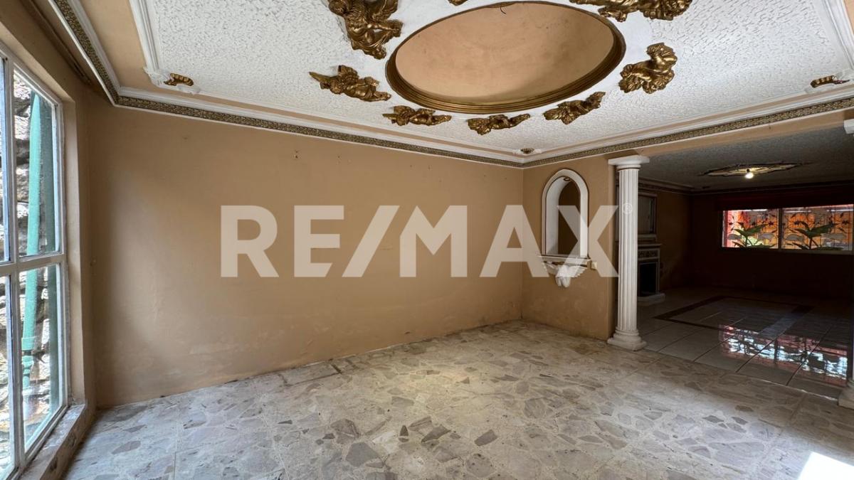 Casa en Venta en Lomas Universidad