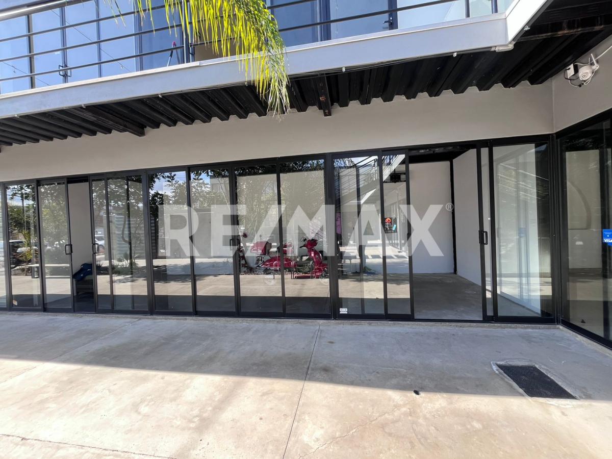 LOCAL EN RENTA DE 27 M2, EN PLAYAS DE TIJUANA