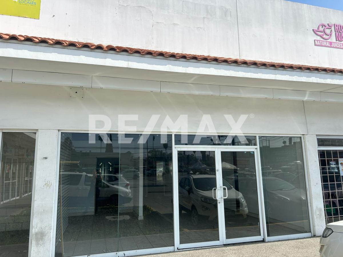 LOCAL EN RENTA DE 189.04 M2, SOBRE BLVD. BENITEZ, TIJUANA.
