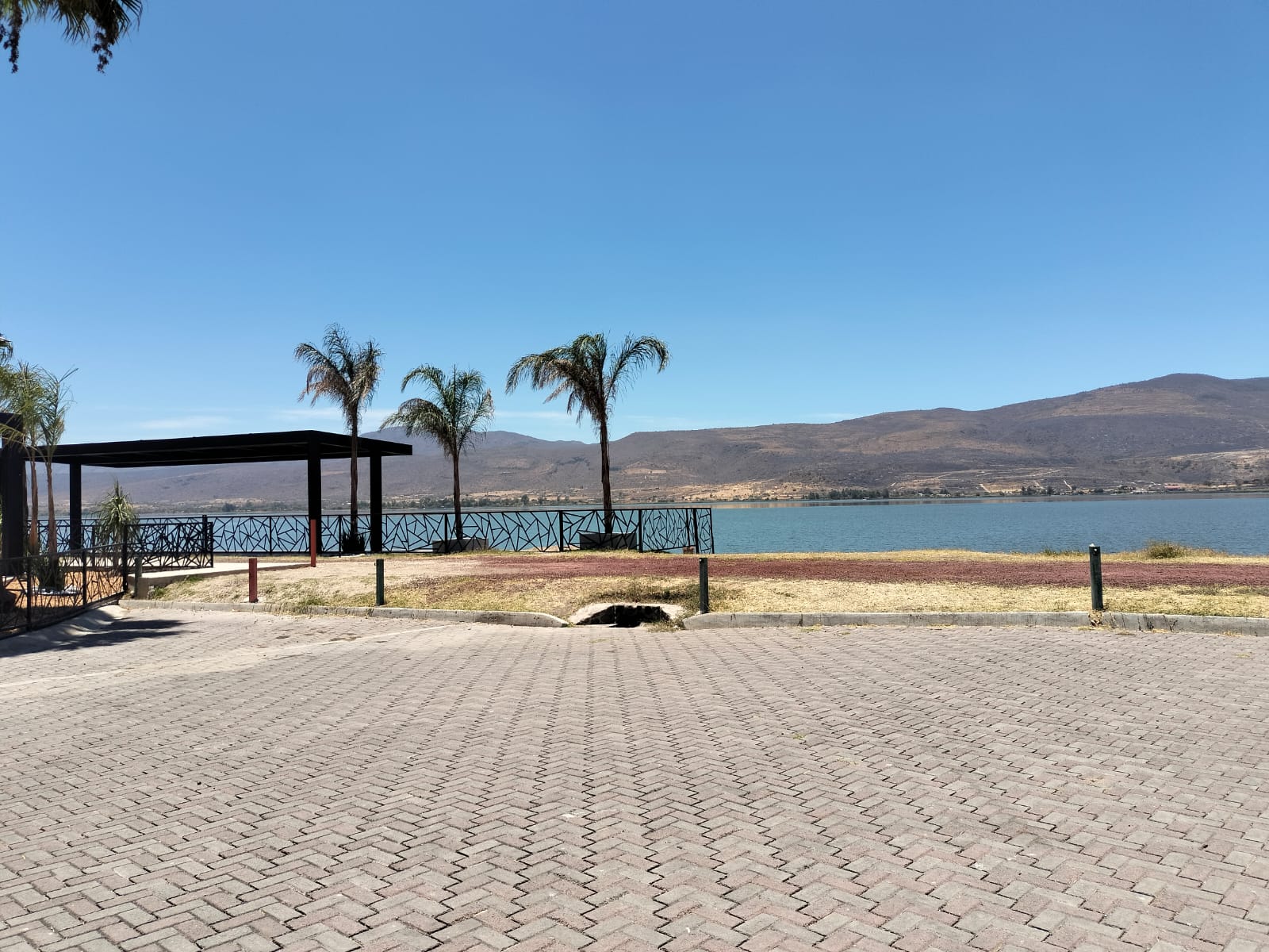 TERRENO EN VENTA  en Cajititlán, Tlajomulco de Zúñiga - foto 4 de 23
