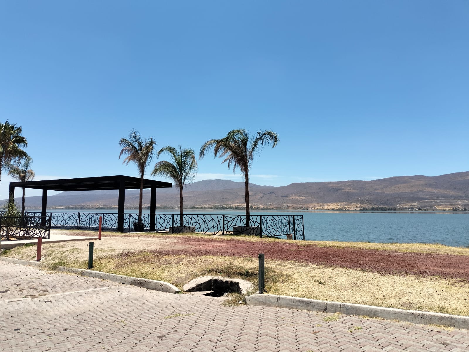 TERRENO EN VENTA  en Cajititlán, Tlajomulco de Zúñiga - foto 12 de 23