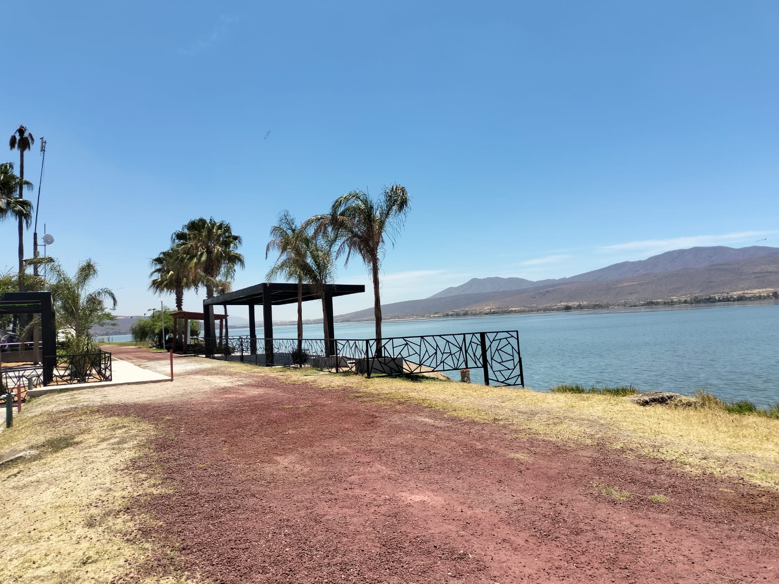 TERRENO EN VENTA  en Cajititlán, Tlajomulco de Zúñiga - foto 13 de 23