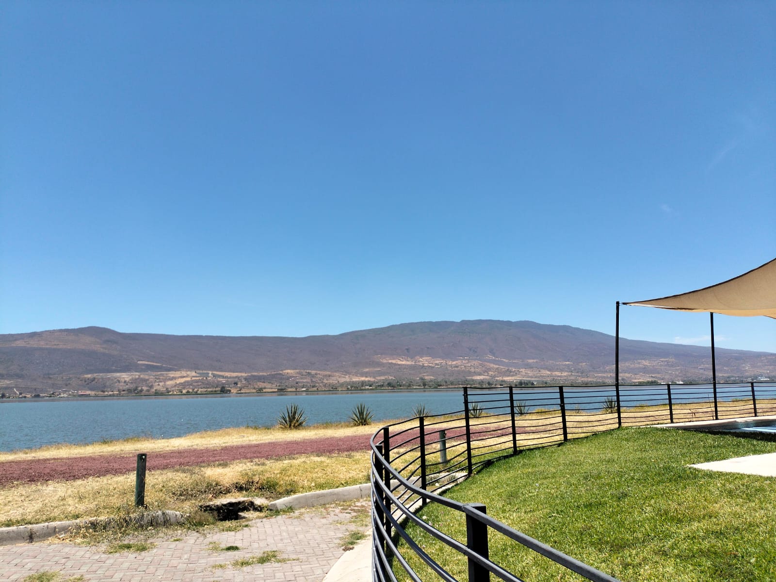 TERRENO EN VENTA  en Cajititlán, Tlajomulco de Zúñiga - foto 10 de 23