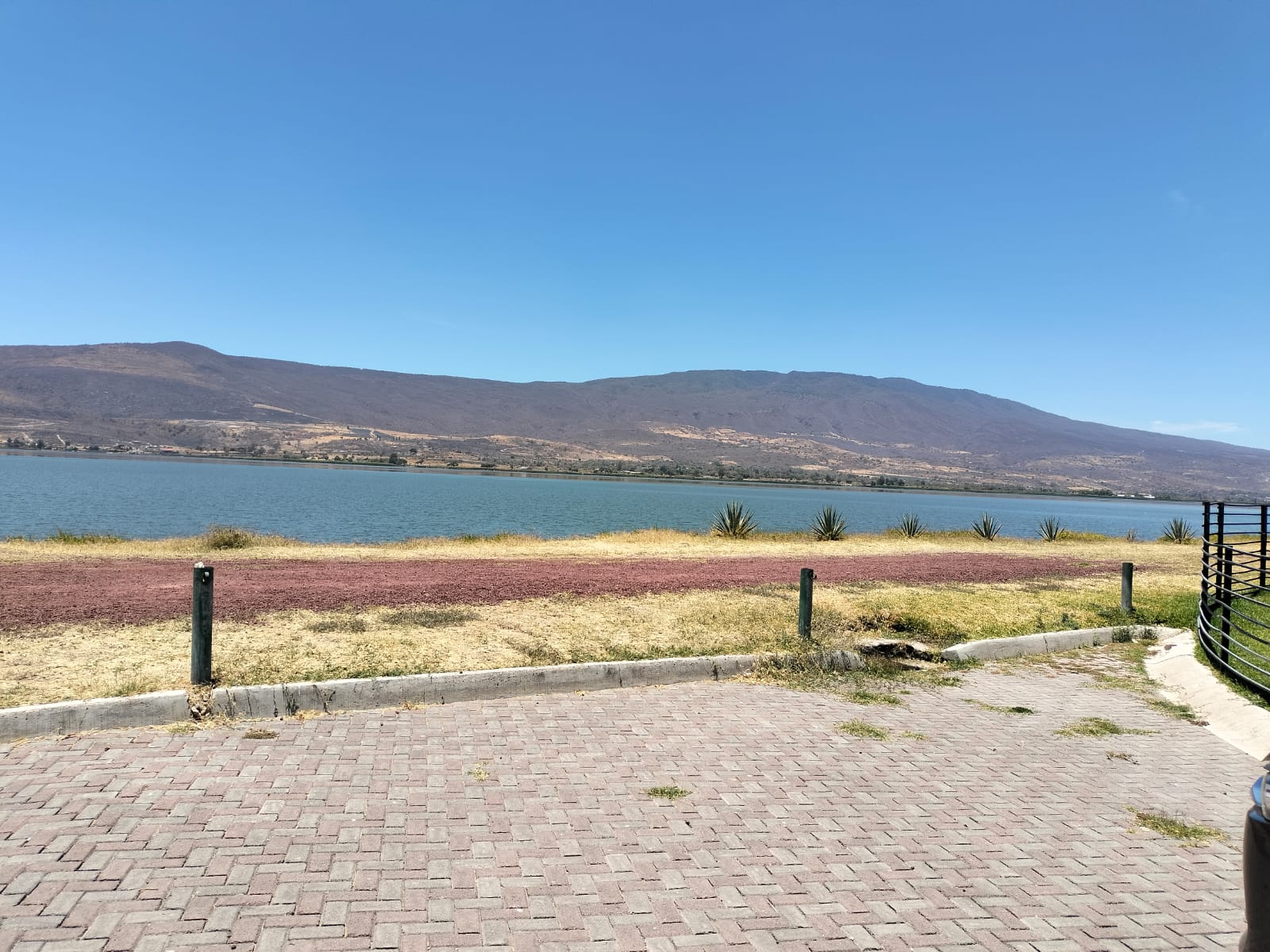 TERRENO EN VENTA  en Cajititlán, Tlajomulco de Zúñiga - foto 8 de 23