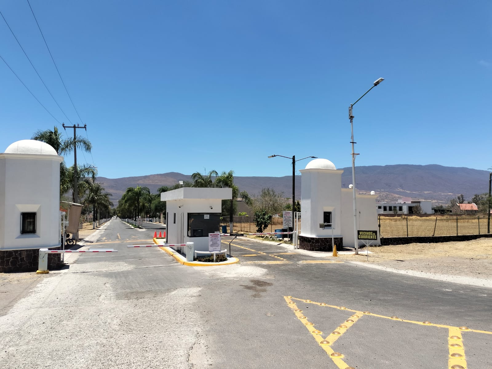TERRENO EN VENTA  en Cajititlán, Tlajomulco de Zúñiga - foto 3 de 23