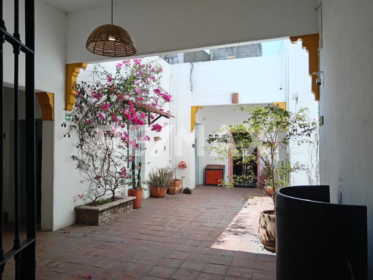 Casa Comercial en Venta en Colonia Americana