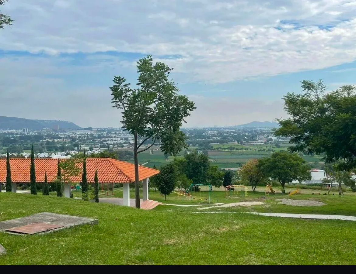 Terrenos en Venta  en Cortijo de San Agustin, Tlajomulco de Zúñiga - foto 16 de 34