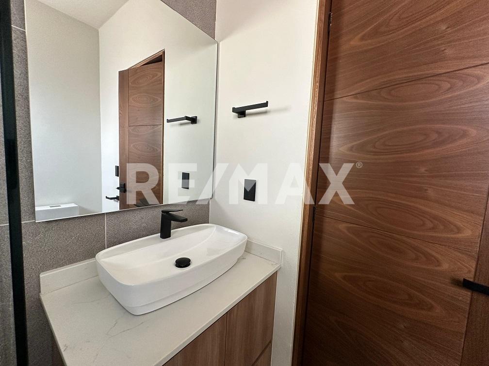 Casa nueva en venta dentro de coto LEVANA en Jocotán 