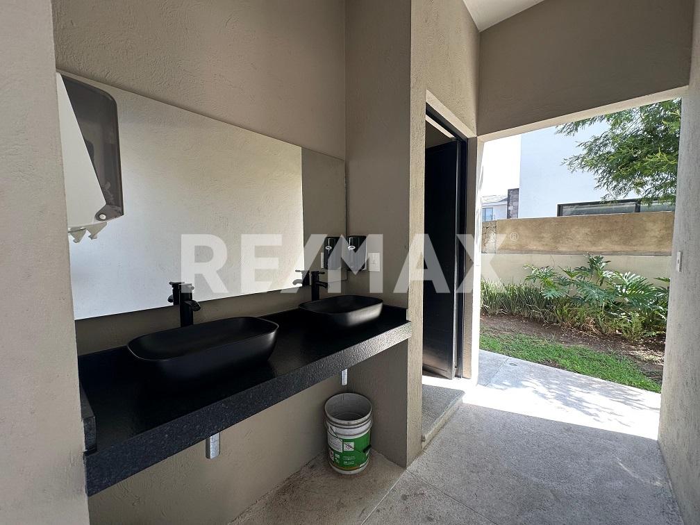 Casa nueva en venta dentro de coto LEVANA en Jocotán 
