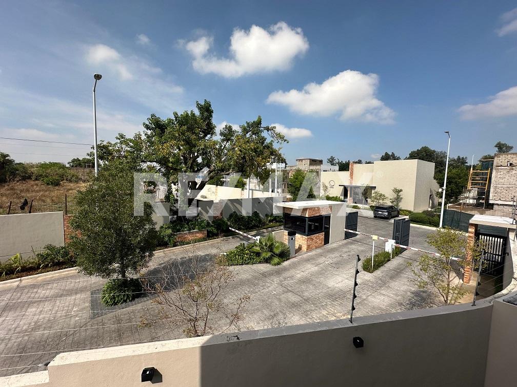Casa nueva en venta dentro de coto LEVANA en Jocotán 