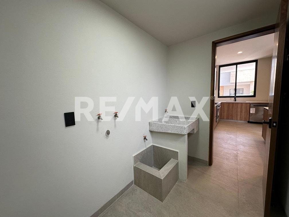 Casa nueva en venta dentro de coto LEVANA en Jocotán 