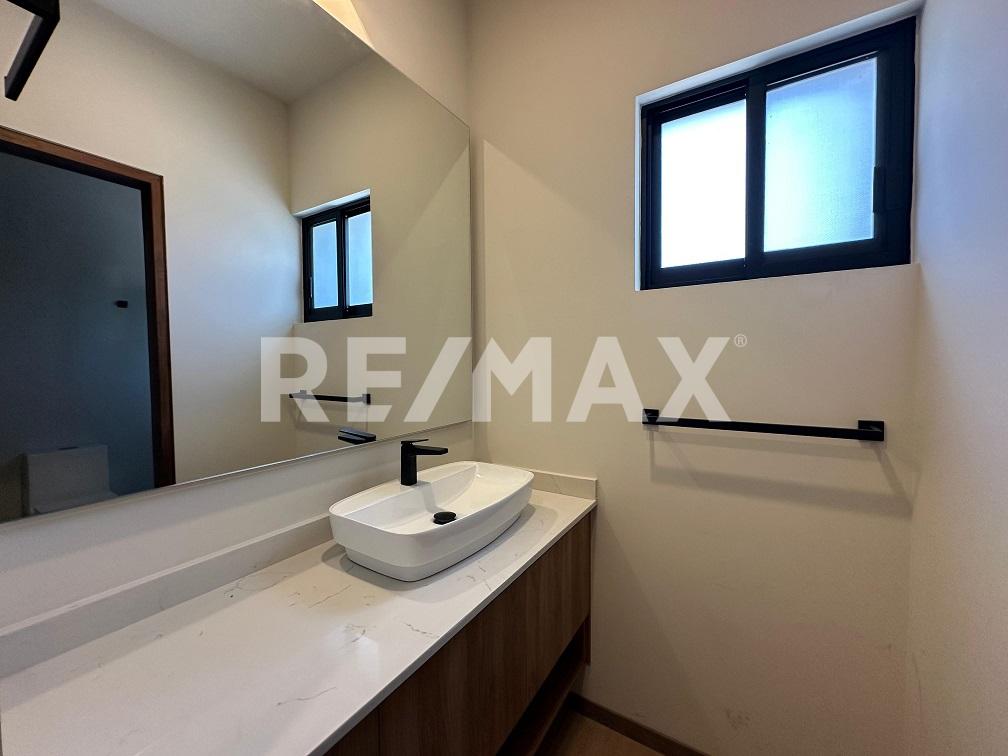 Casa nueva en venta dentro de coto LEVANA en Jocotán 