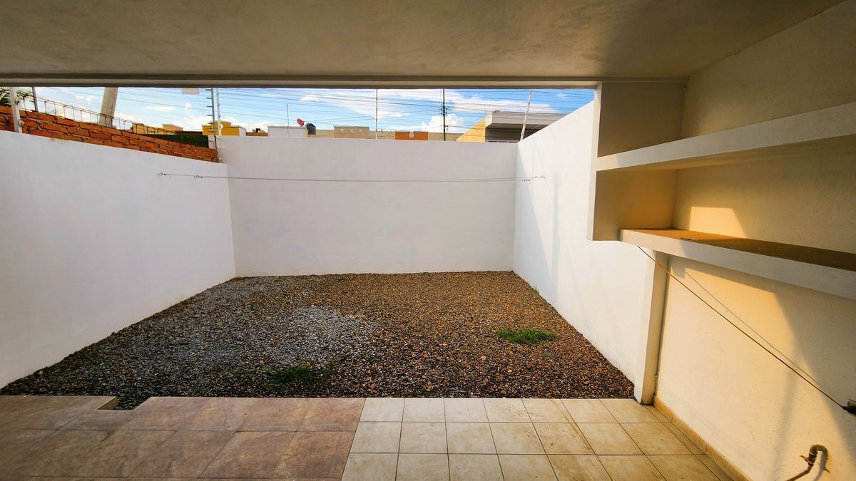 Casa en Renta  en ARTESANOS, San Pedro Tlaquepaque - foto 8 de 14