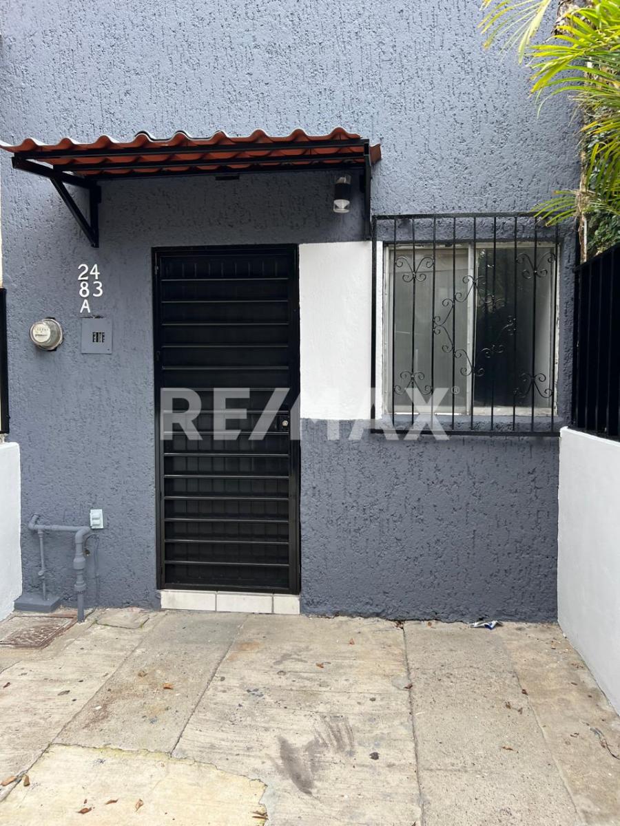 Casa en Renta en Jardines del Sur 