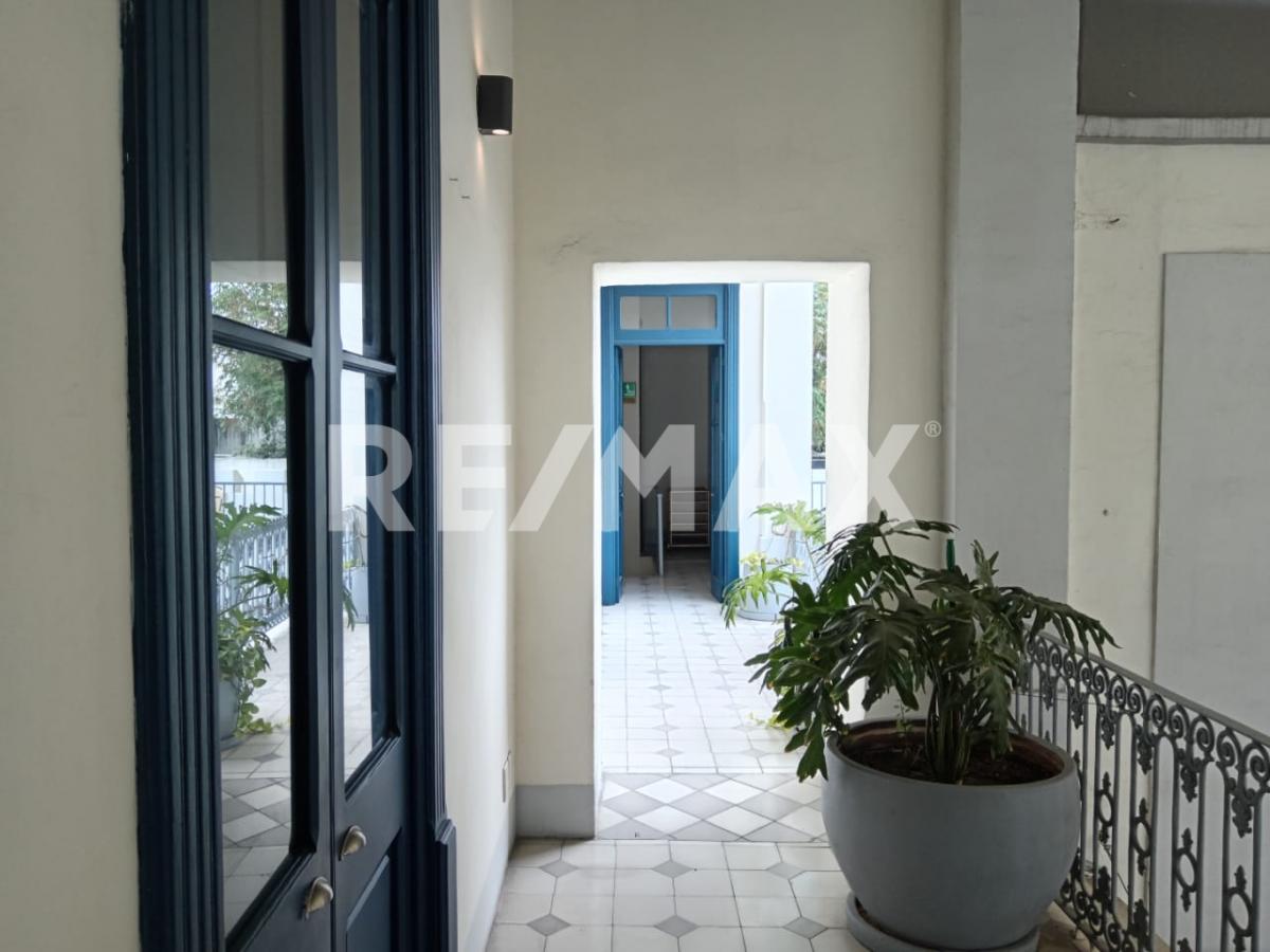 Casa Comercial en Venta en Colonia Americana