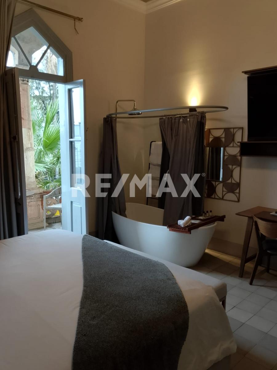 Casa Comercial en Venta en Colonia Americana