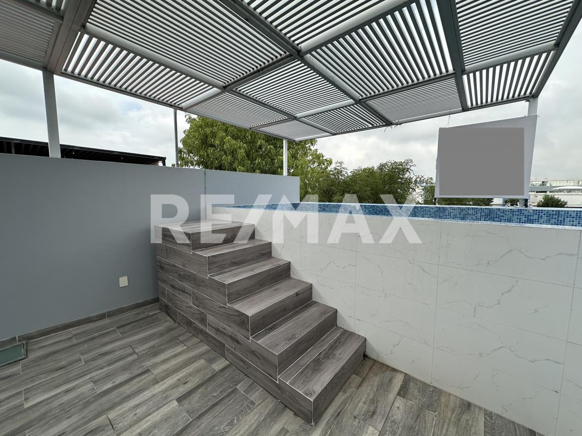 Casa en Renta Solares 