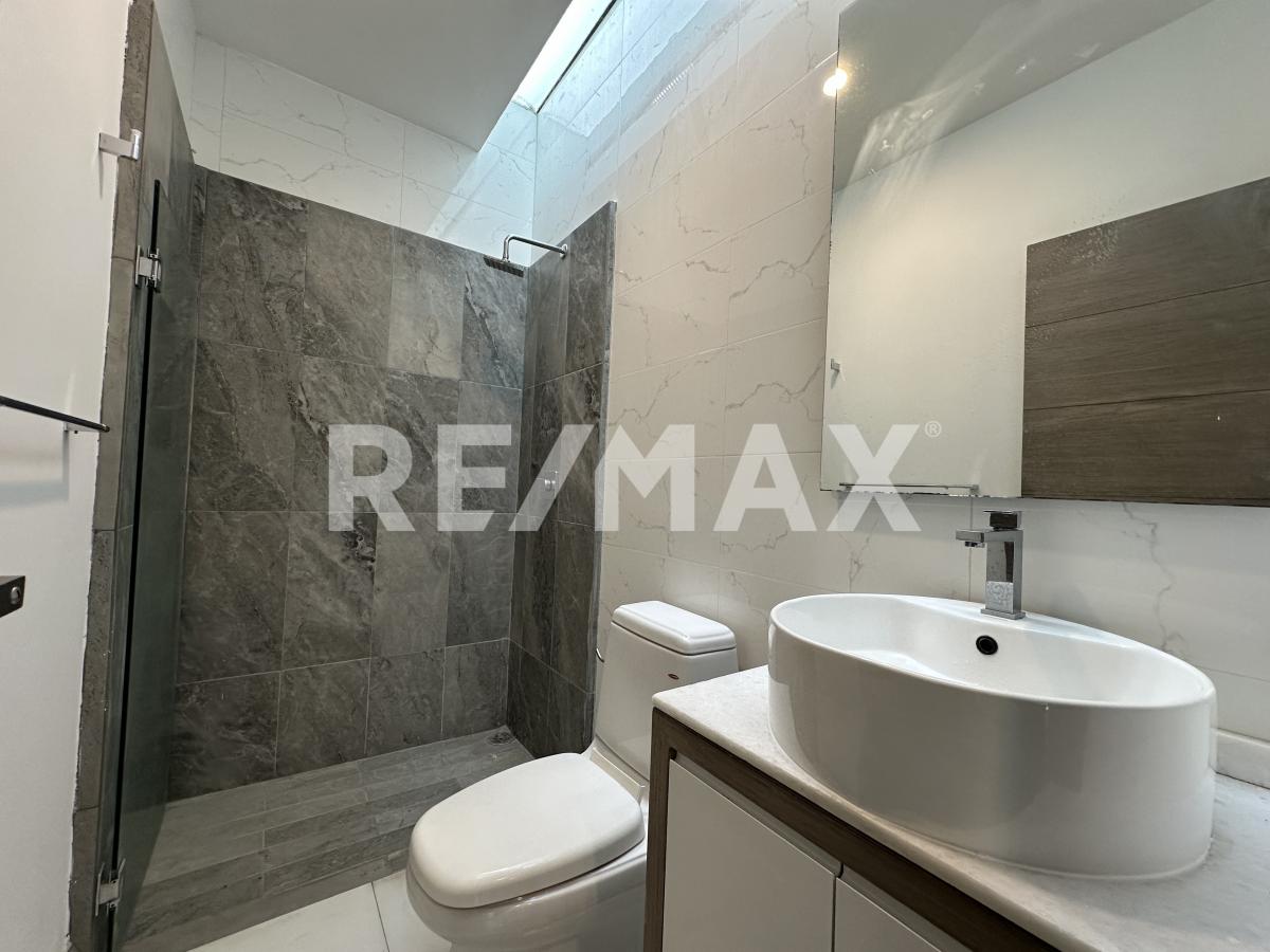 Casa en Venta en Solares 