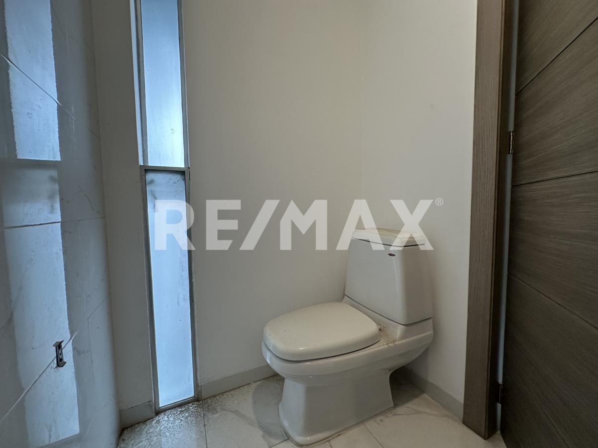 Casa en Venta en Solares 