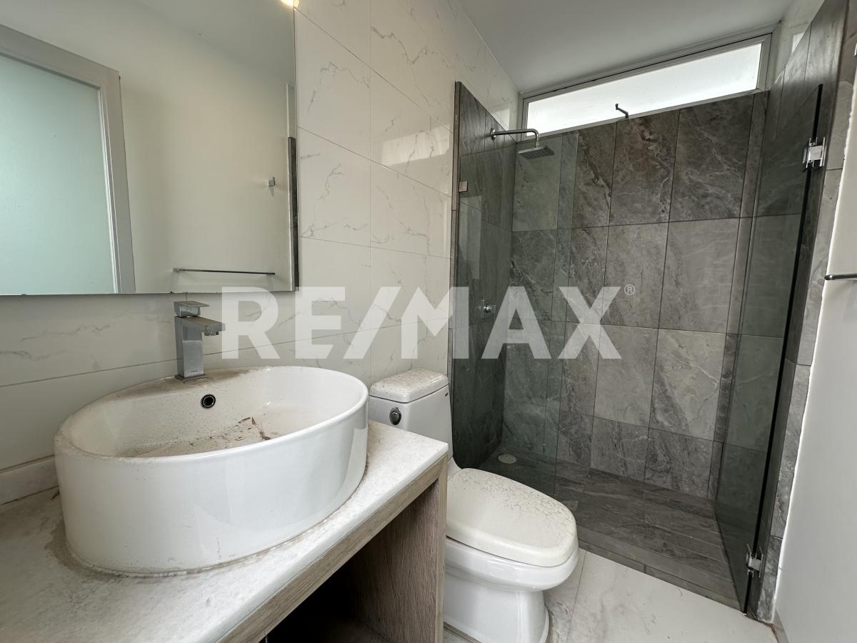 Casa en Venta en Solares 