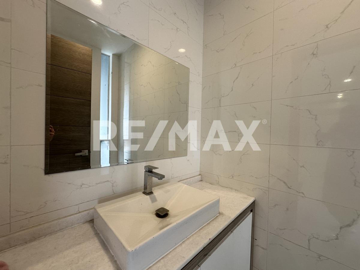 Casa en Venta en Solares 