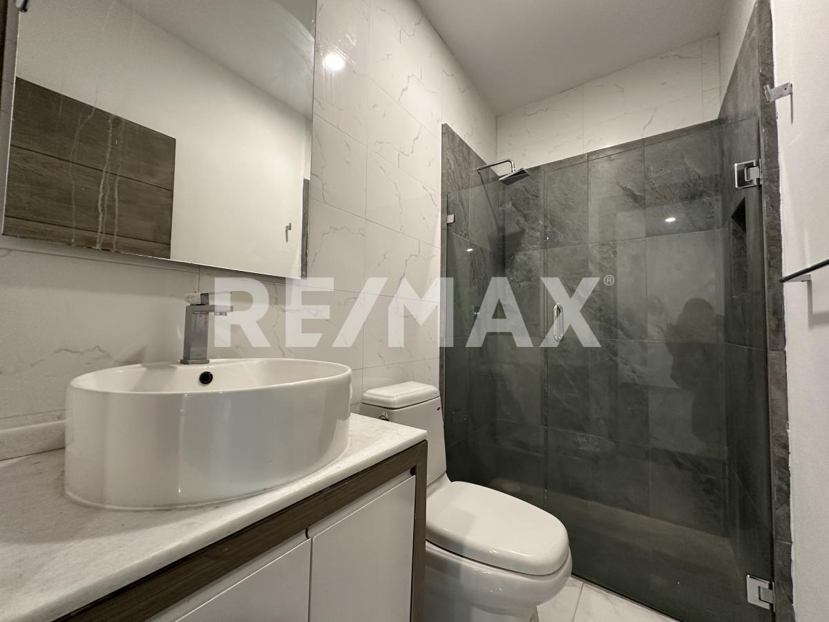 Casa en Venta en Solares 