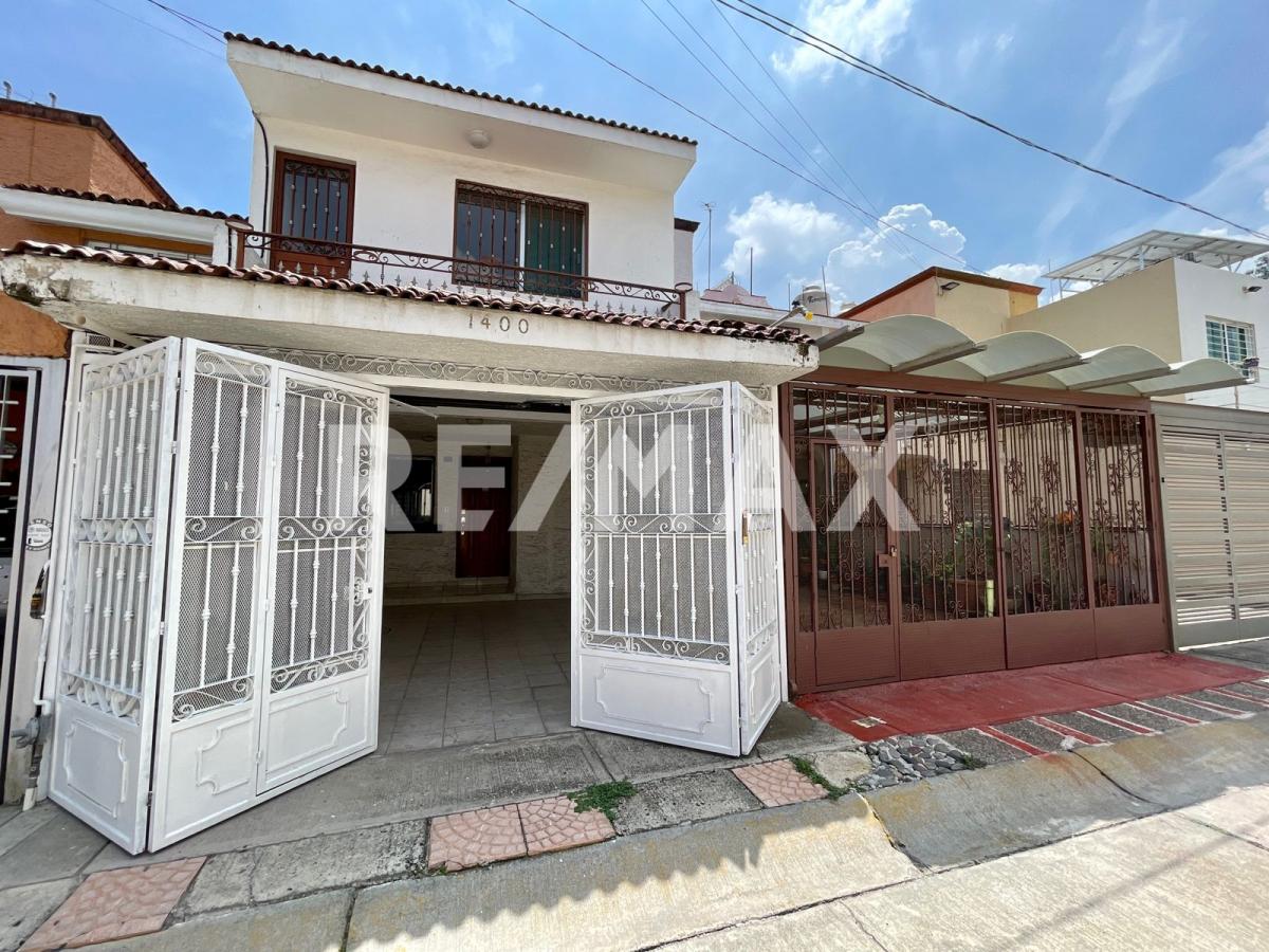 Casa en Venta en Las Alamedas Zapopan