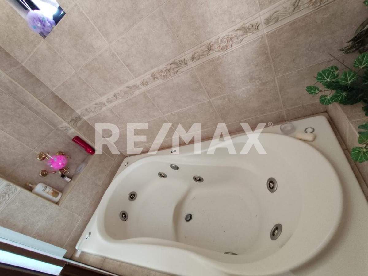Casa en Venta en Jardines Universidad