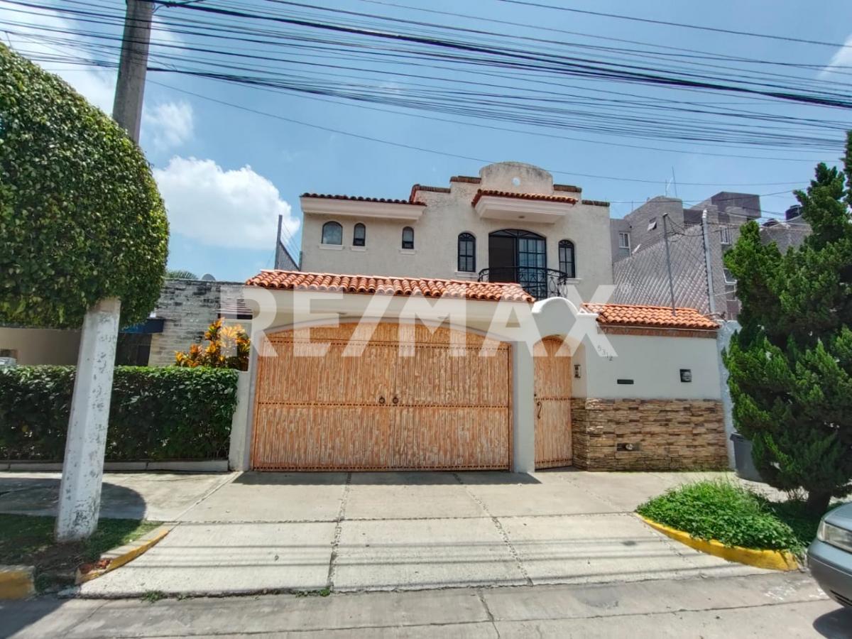 Casa en Venta en Jardines Universidad