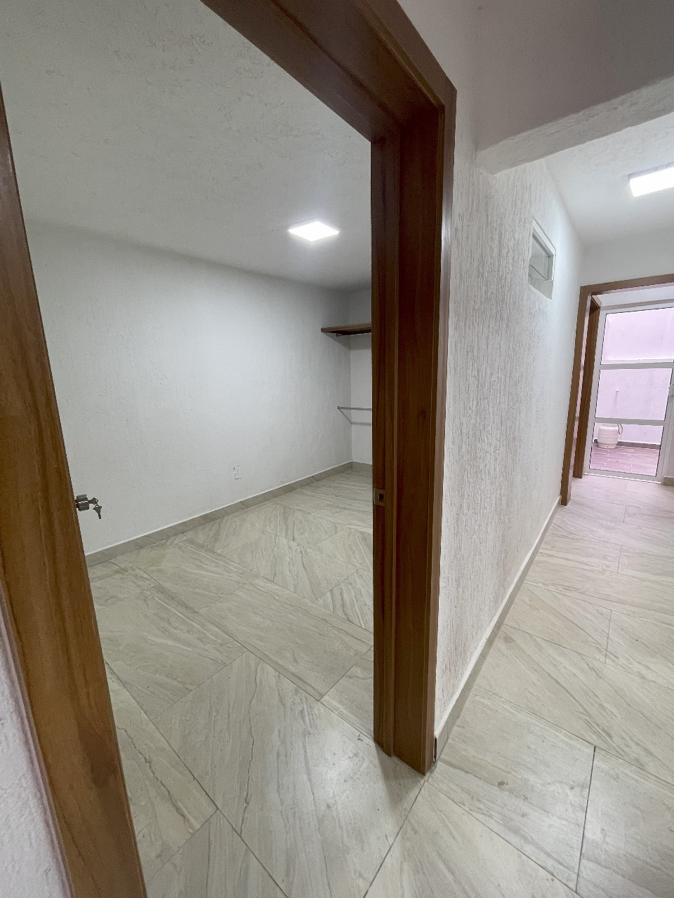 DEPARTAMENTO EN VENTA  en JARDINES DEL ROSARIO, Guadalajara - foto 14 de 17
