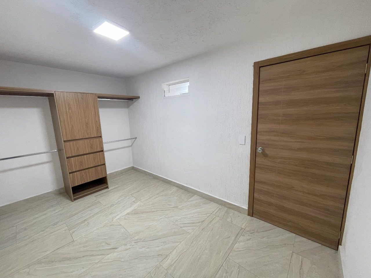 DEPARTAMENTO EN VENTA  en JARDINES DEL ROSARIO, Guadalajara - foto 9 de 17