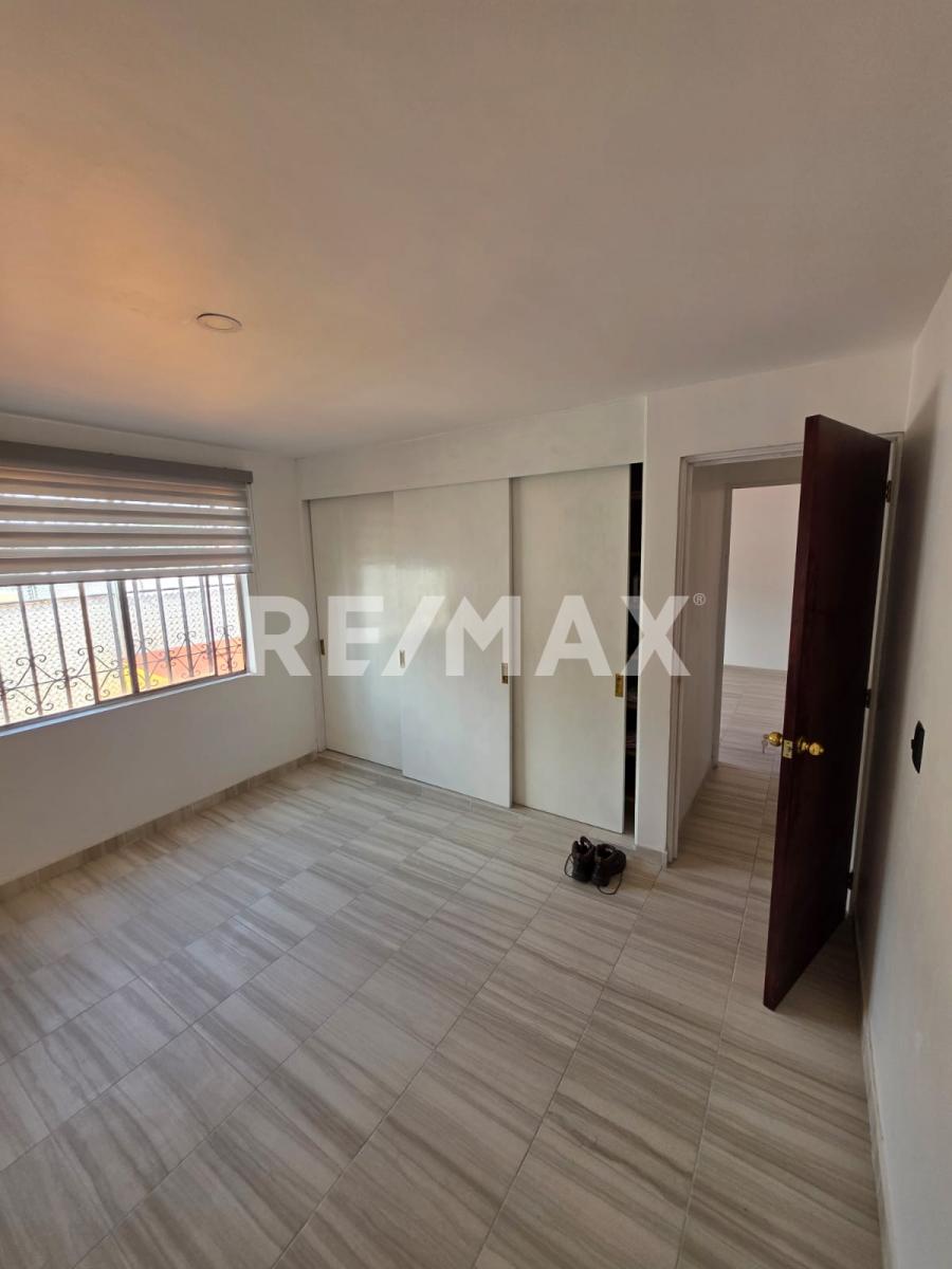 CASA EN RENTA LOMAS DE ATEMAJAC