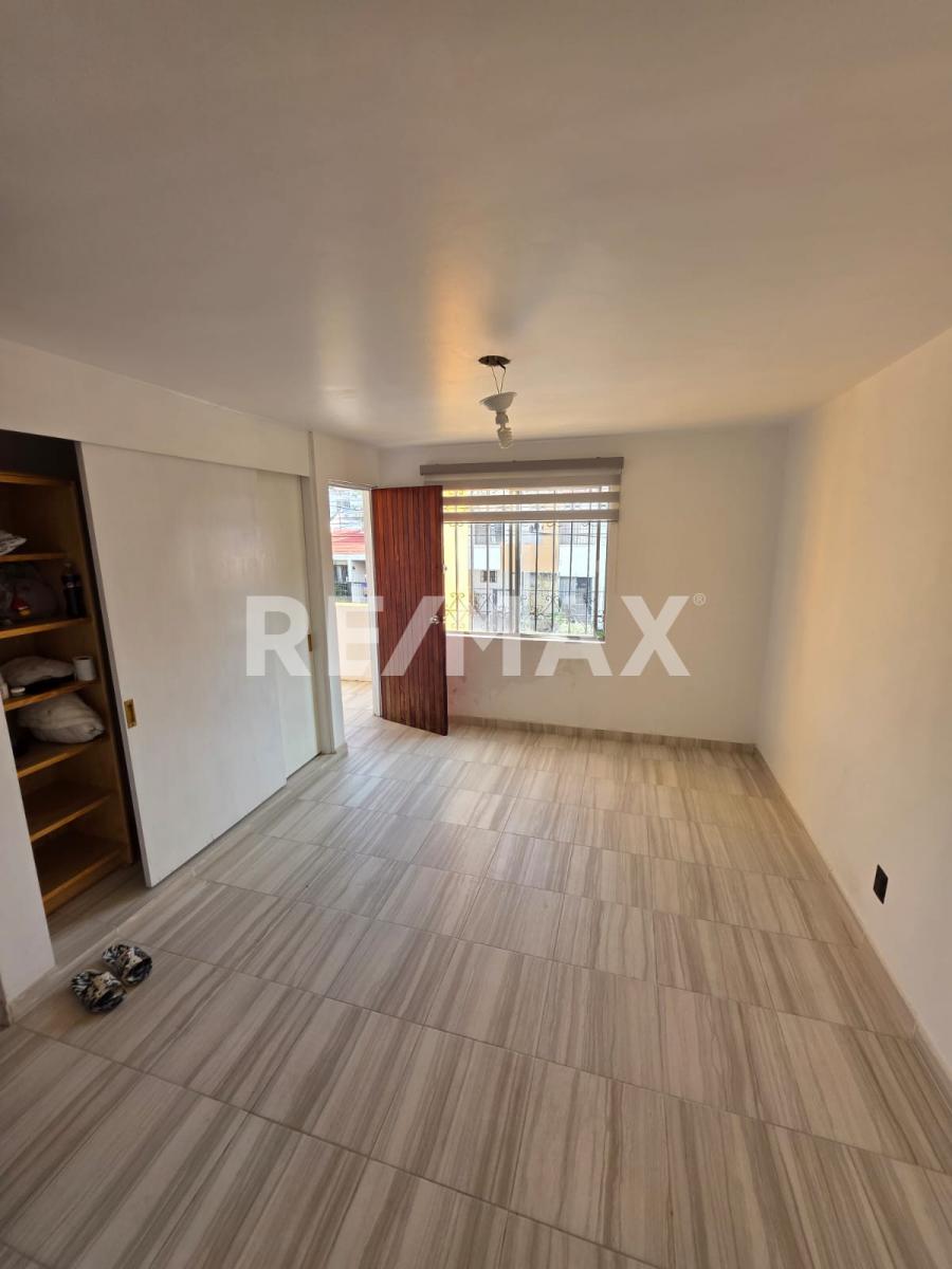 CASA EN RENTA LOMAS DE ATEMAJAC