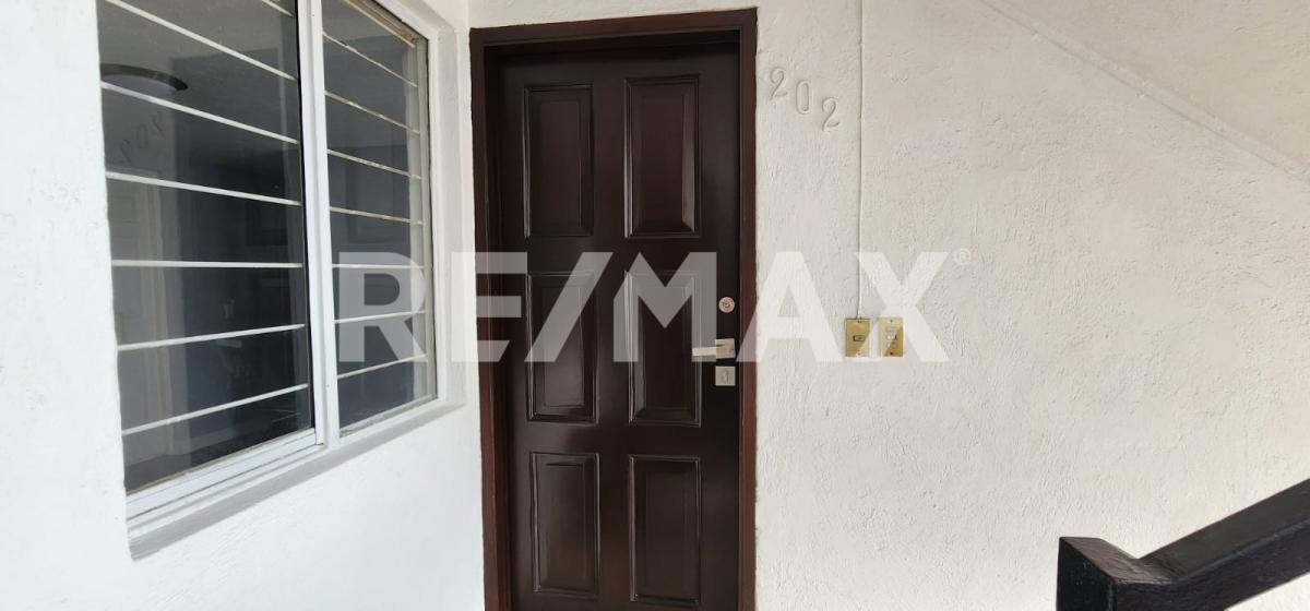 Departamento en renta en Arboledas 