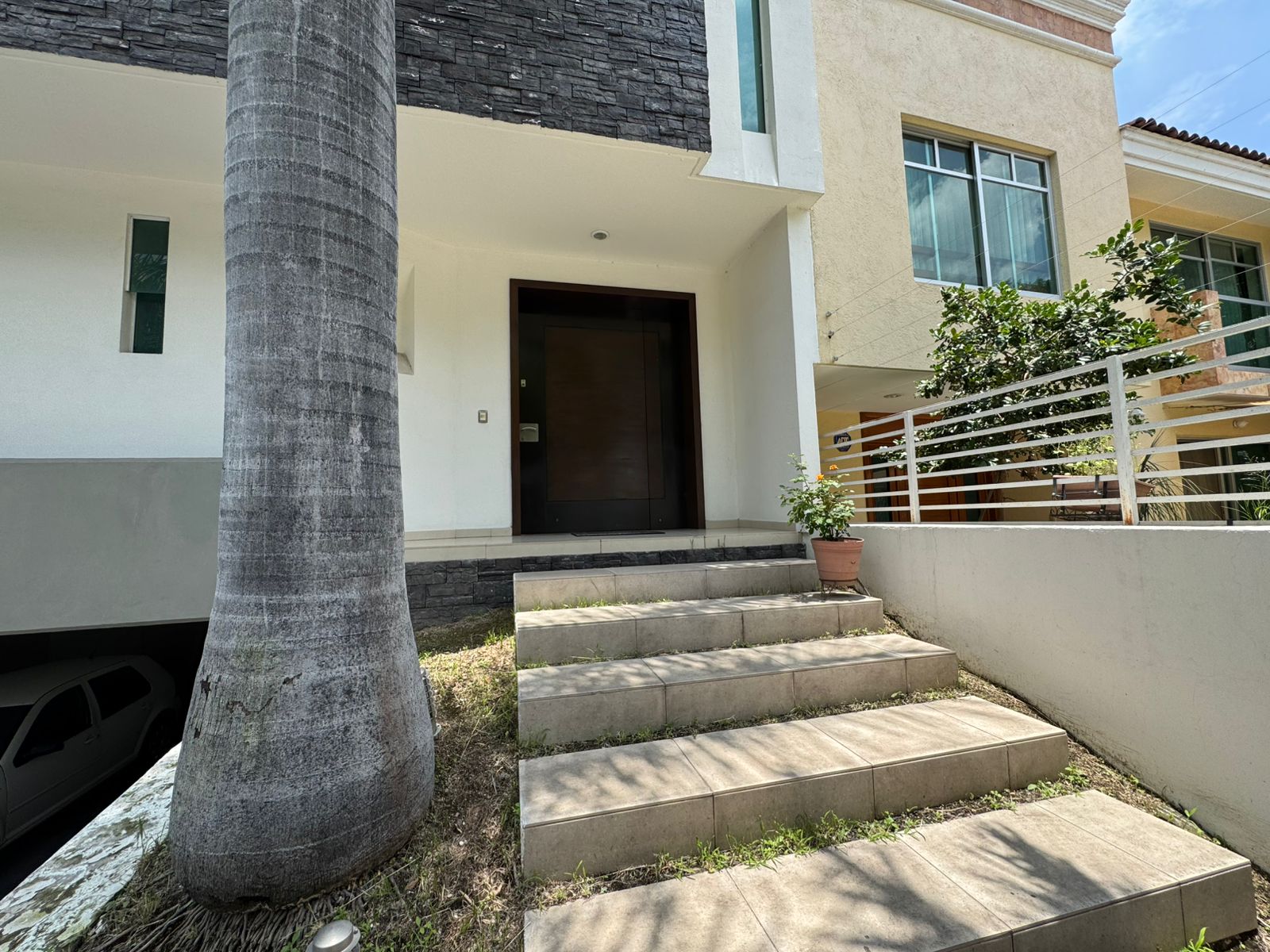 Casa en Renta Jardín de Real en Jardín Real, Zapopan - foto 3 de 41