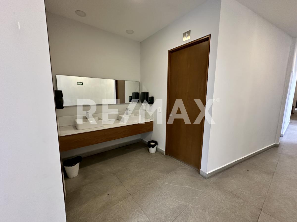 Departamento en Colomos Providencia 