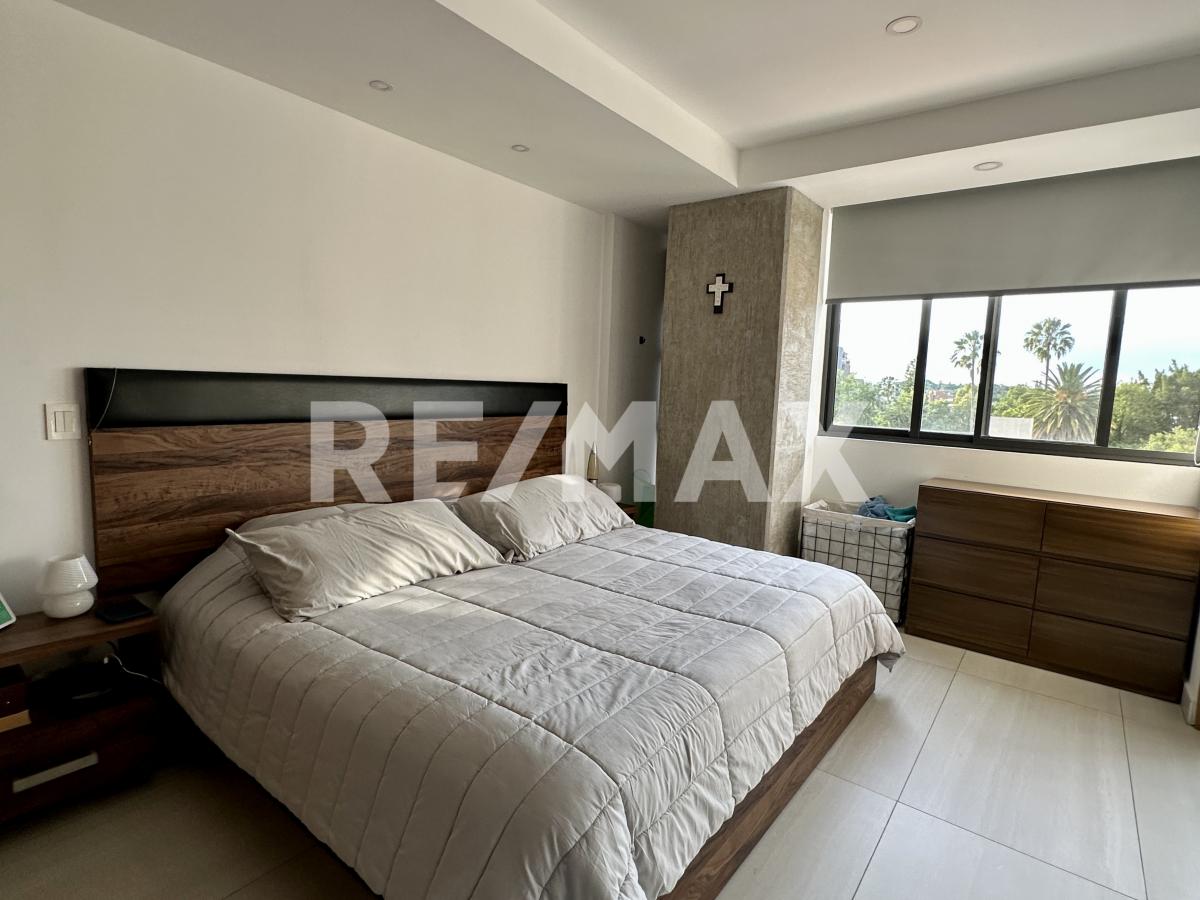 Departamento en Colomos Providencia 
