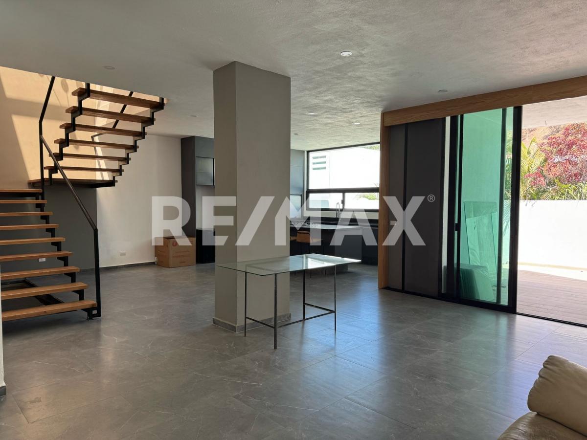 Casa en Renta Bosques Santa Anita