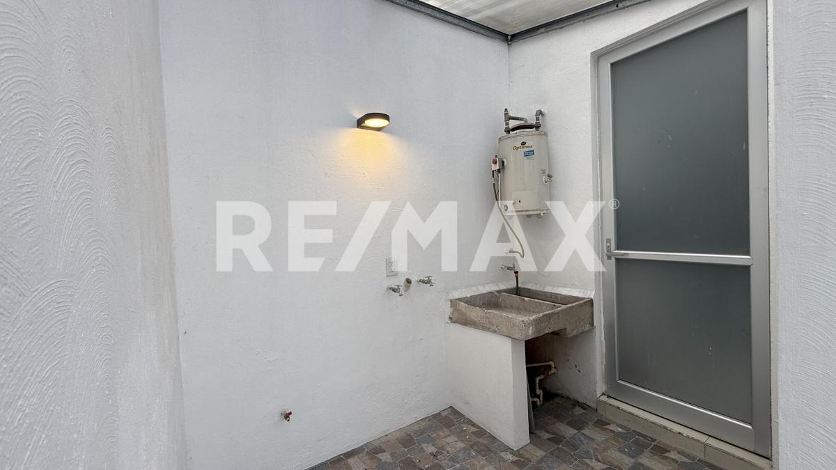 Casa en Renta Puerta Laurel Norte
