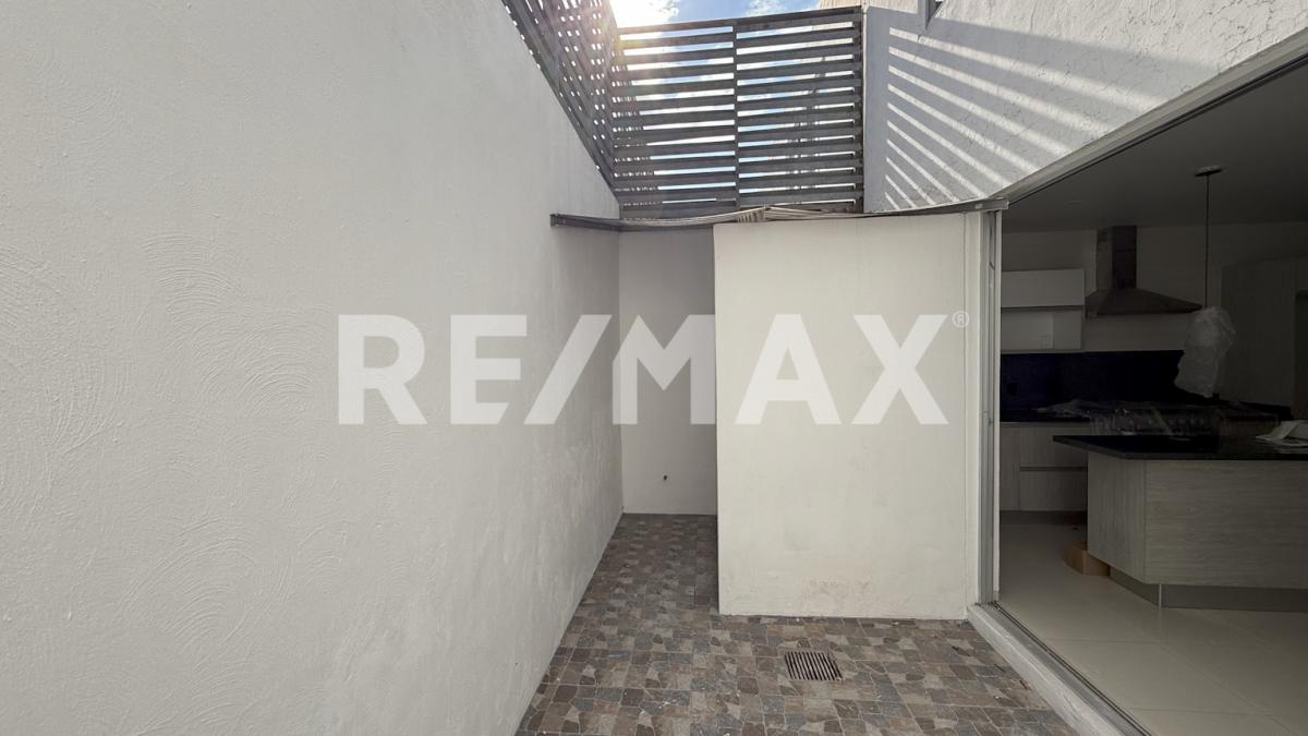 Casa en Renta Puerta Laurel Norte