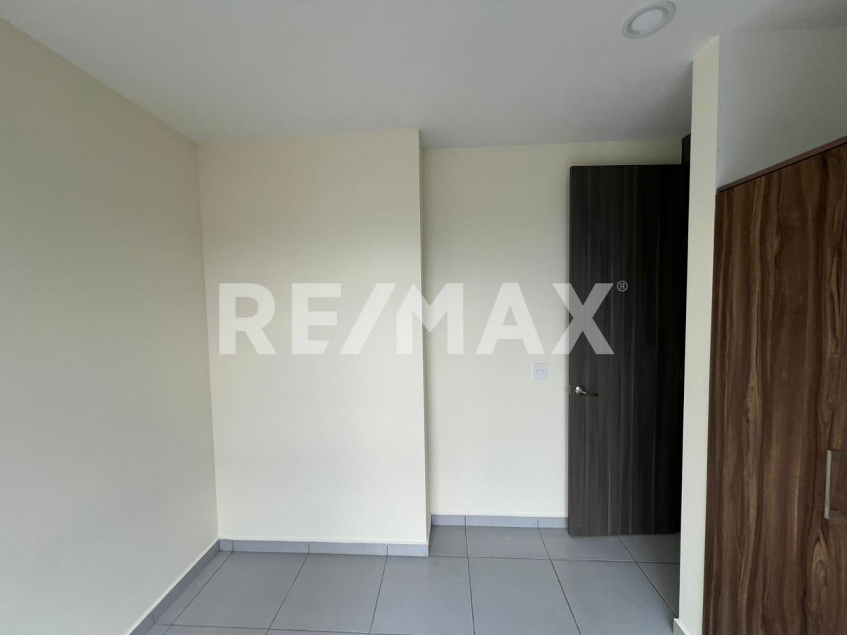Departamento en Renta en Santa Ana Tepatitlán