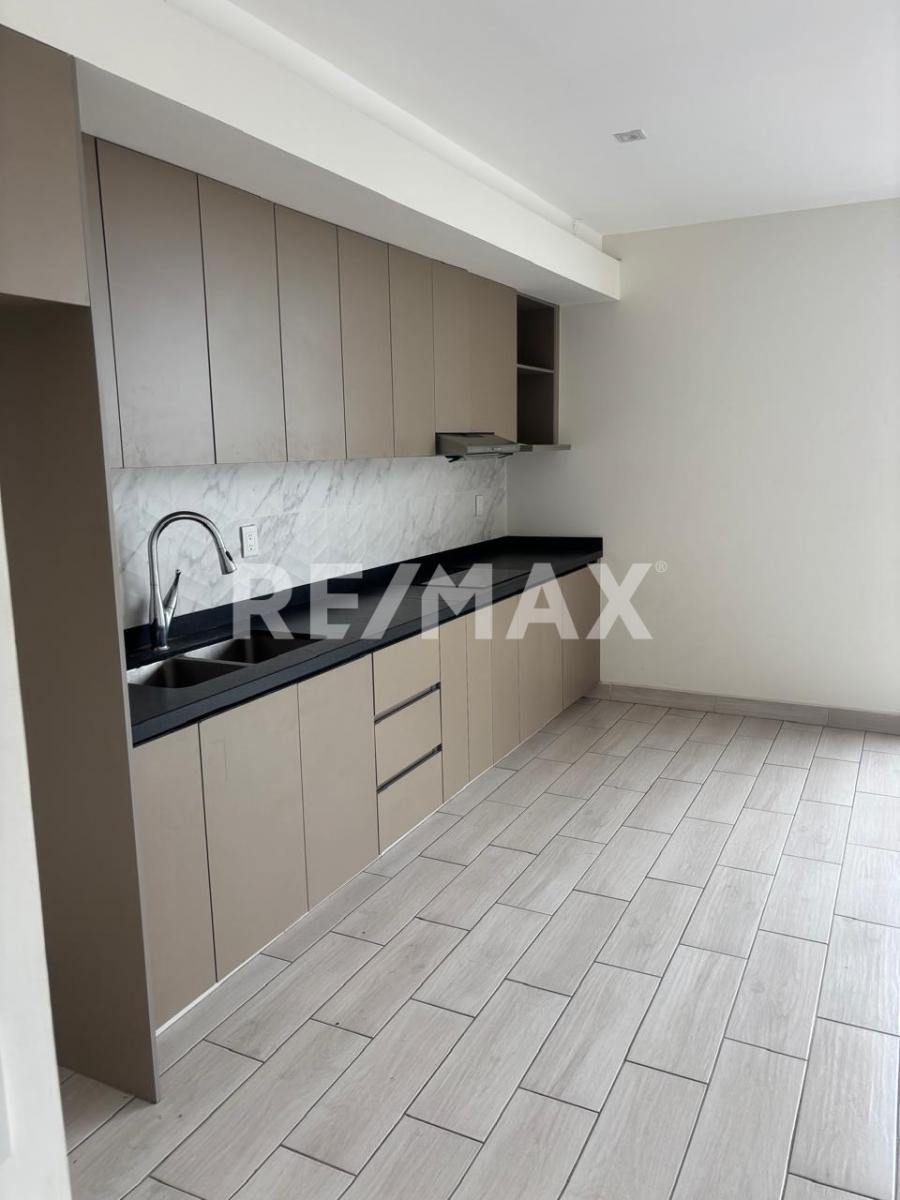 Departamento en venta en Jardines del Bosque 