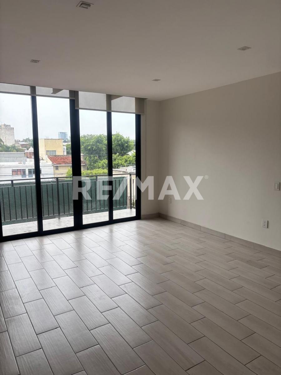 Departamento en venta en Jardines del Bosque 