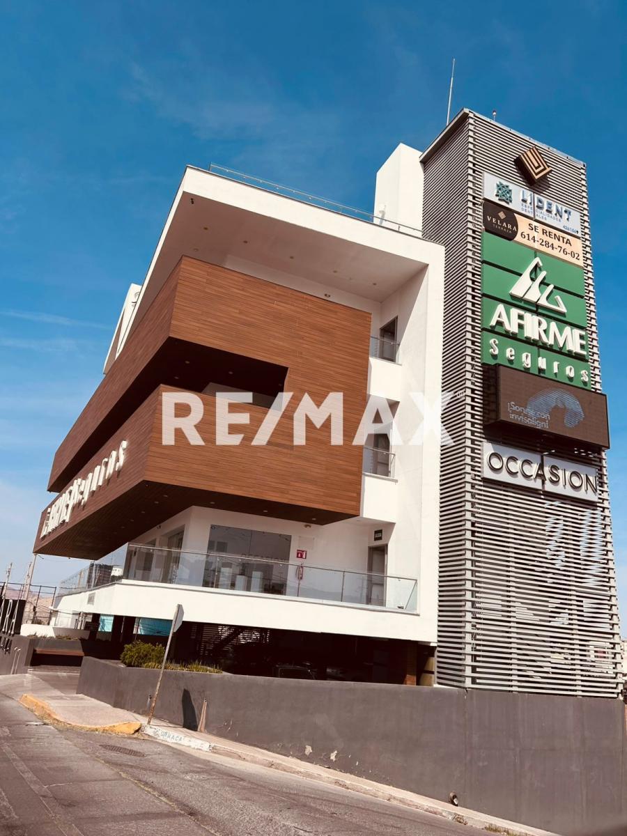 RENTA LOCAL COMERCIAL PLAZA VELARA PERIFERICO DE LA JUVENTUD CHIHUAHUHA
