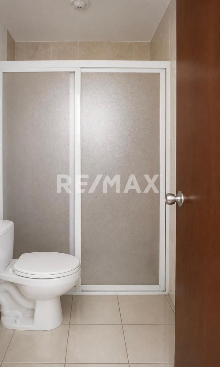 CASA EN RENTA  en Fraccionamiento El Alcázar (Casa Fuerte), Tlajomulco de Zúñiga - foto 5 de 5