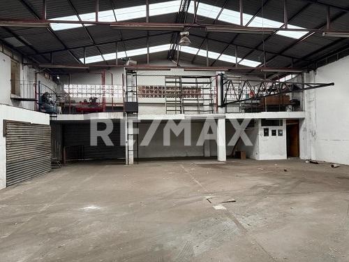 Bodega - Comercial en Renta