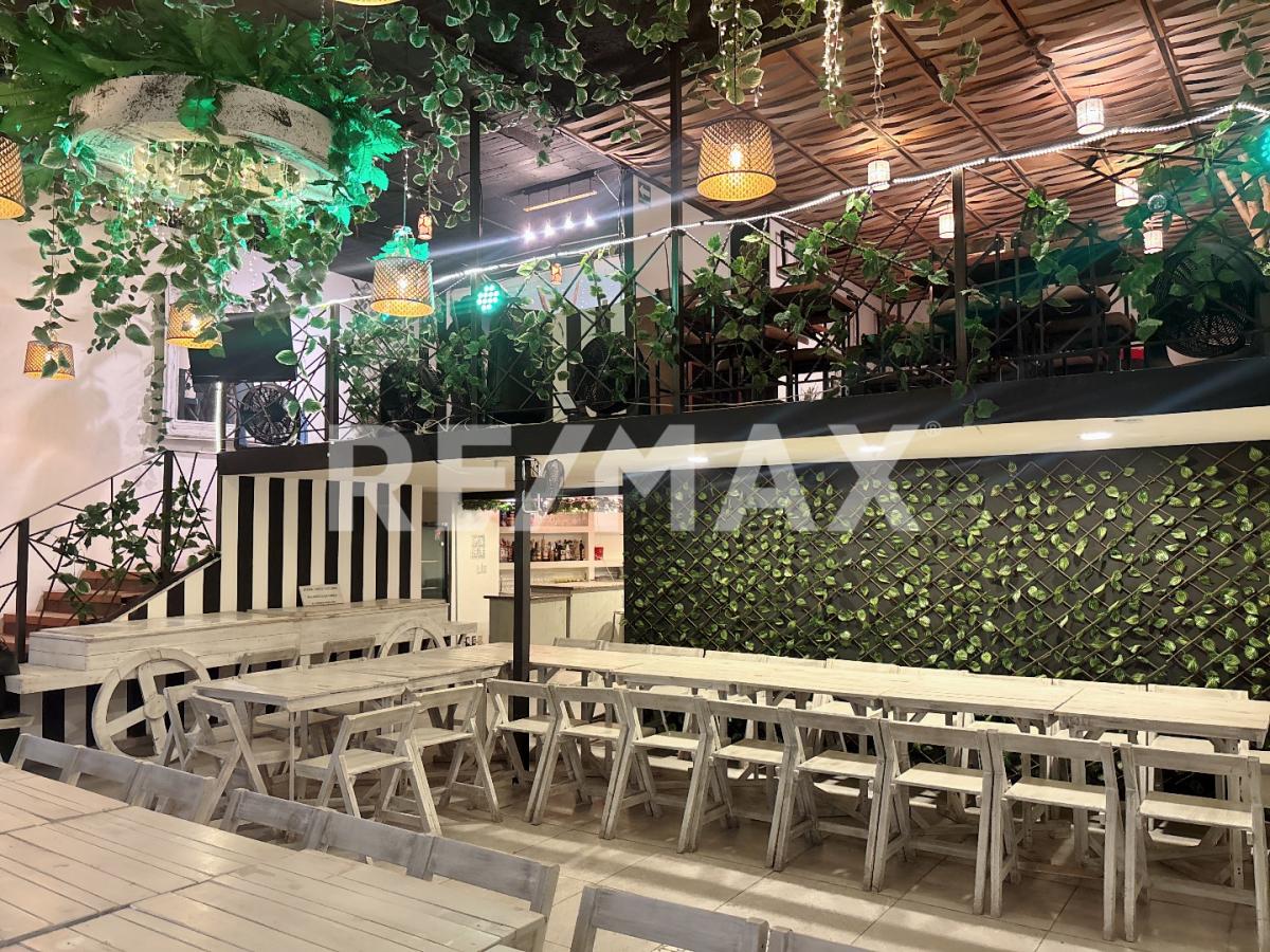 Traspaso local comercial en Plaza Chic