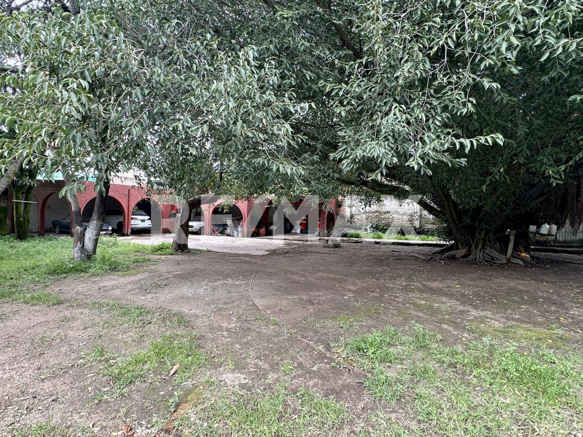 Terreno Ideal Para Desarrollar en Santa Maria Tequepexpan, San Pedro Tlaquepaque