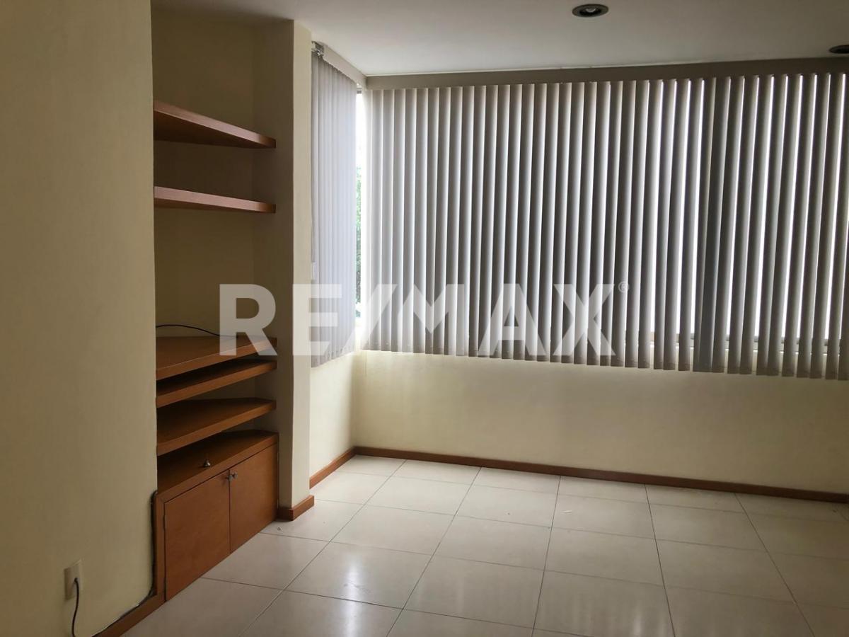 Casa en Renta en Del Pilar Residencial