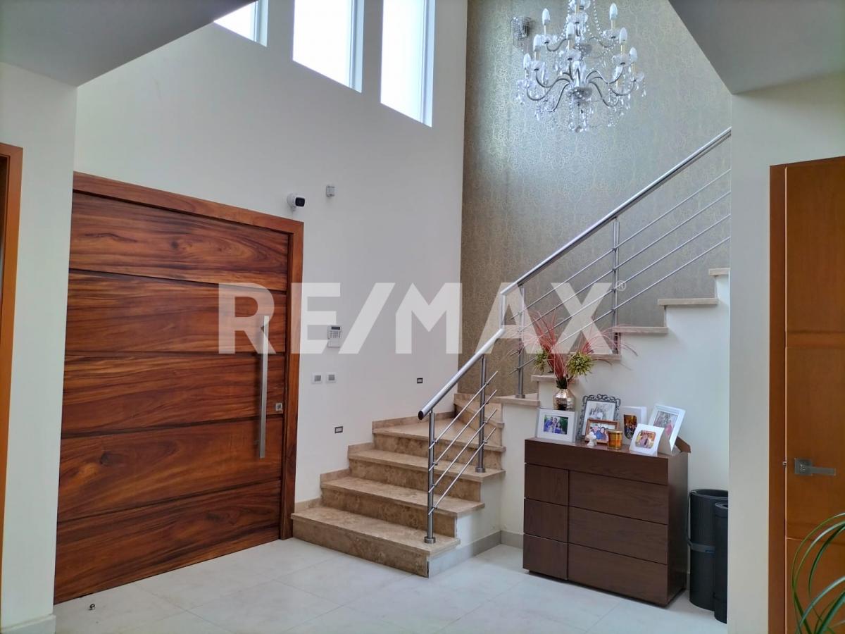 Casa en Venta en Jardines de Santa Anita